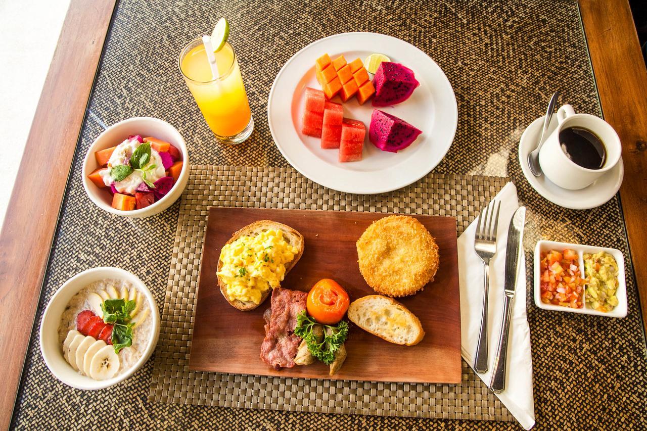 Pradha Villas Seminyak Екстериор снимка